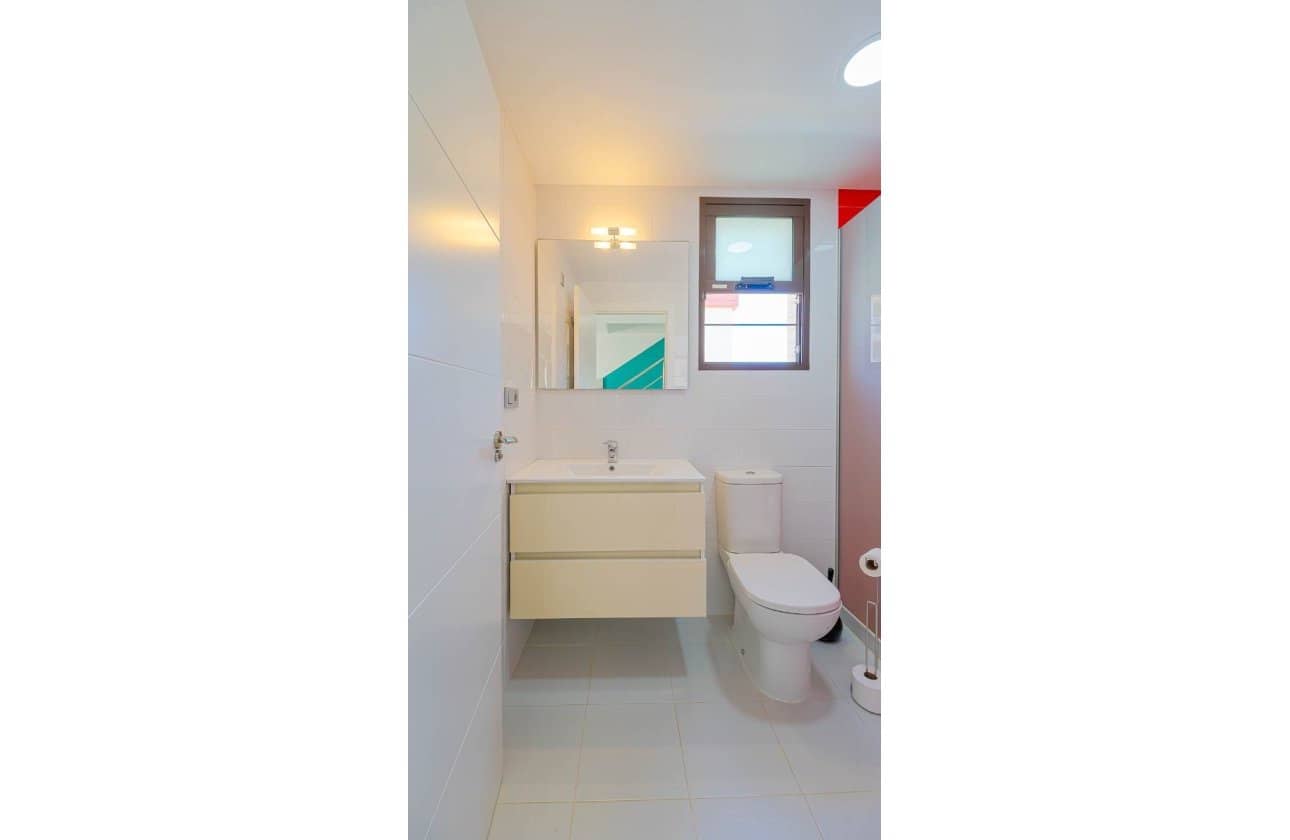 3 bedroom Apartment for sale in Orihuela Costa with pool - € 249,900 (Ref: 9696646)