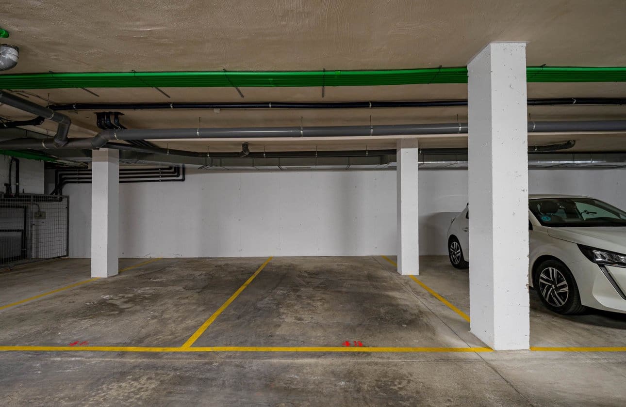 3 bedroom Apartment for sale in Orihuela Costa with pool - € 249,900 (Ref: 9696646)