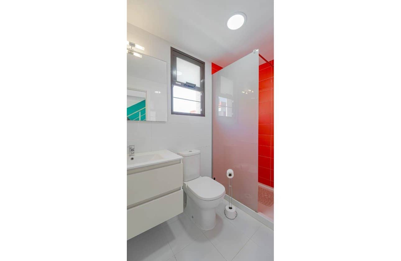 3 bedroom Apartment for sale in Orihuela Costa with pool - € 249,900 (Ref: 9696646)