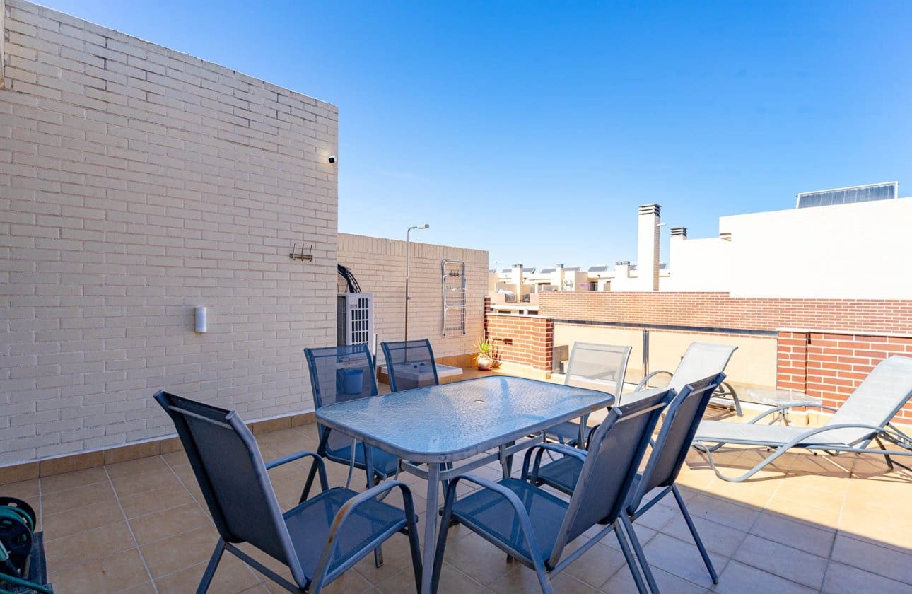 3 bedroom Apartment for sale in Orihuela Costa with pool - € 249,900 (Ref: 9696646)