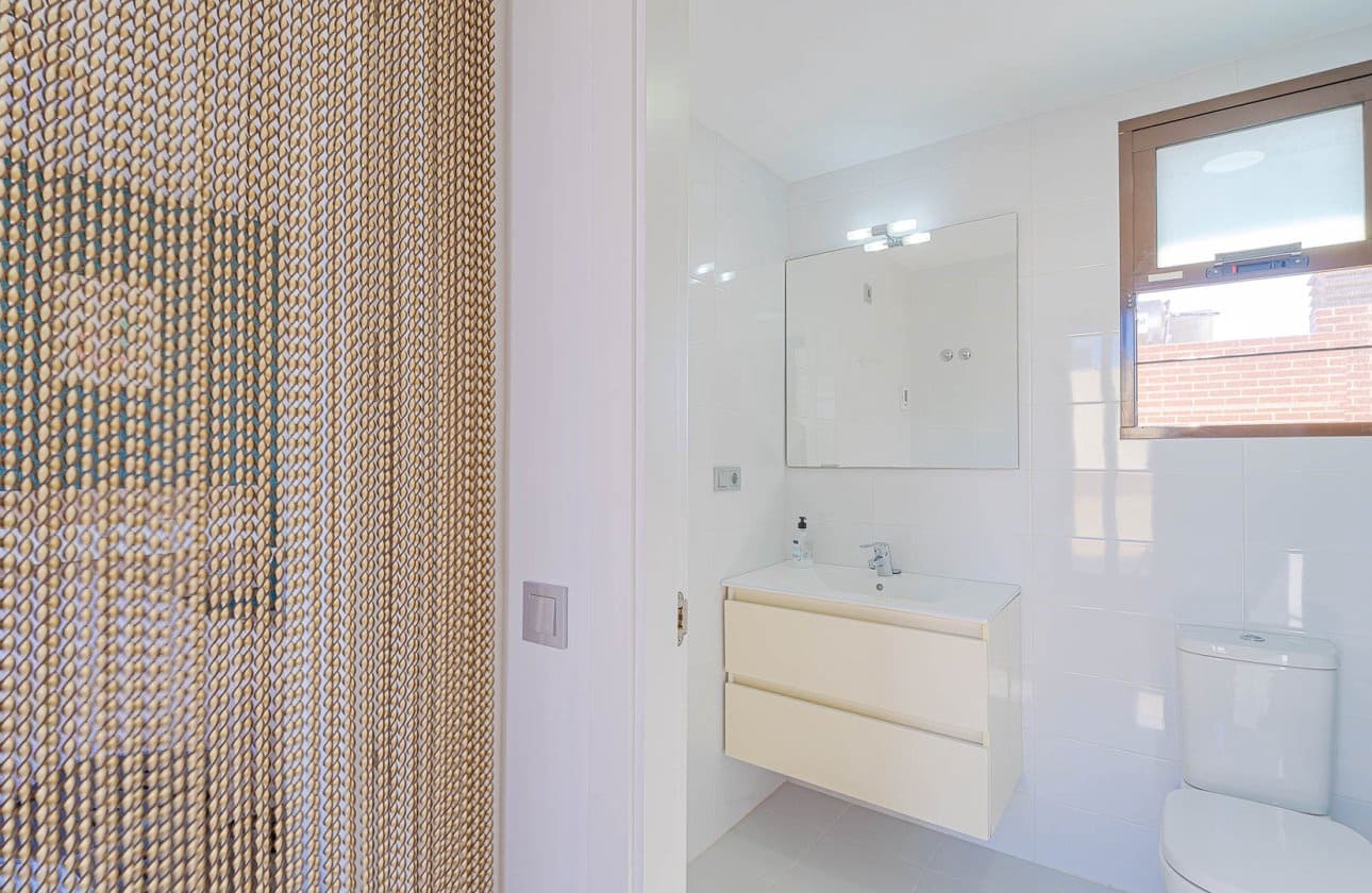 3 bedroom Apartment for sale in Orihuela Costa with pool - € 249,900 (Ref: 9696646)