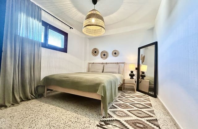 2 sypialnia Apartament na sprzedaż w Guardamar Playa, Guardamar del Segura z basenem - 169 900 € (Ref: 9696647)