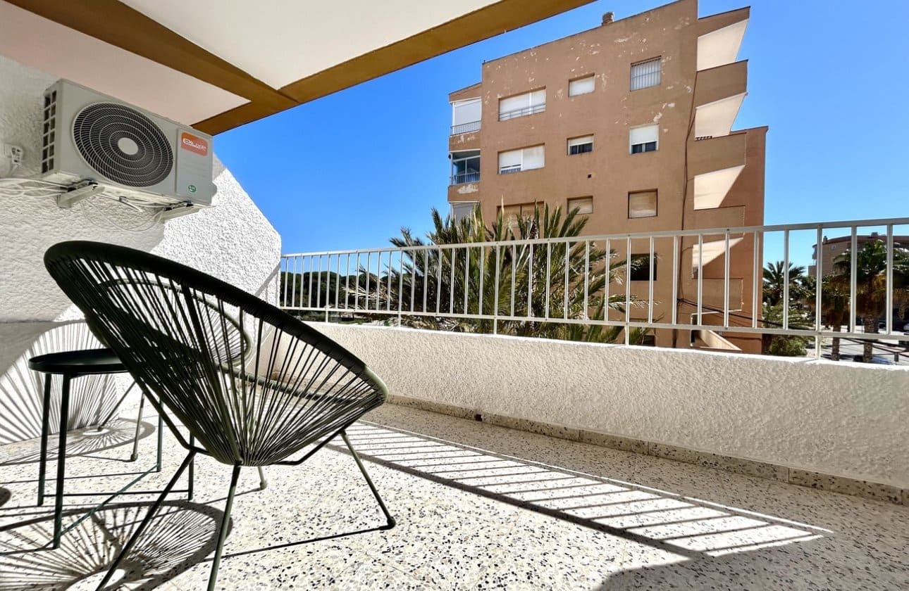 2 sypialnia Apartament na sprzedaż w Guardamar del Segura z basenem - 169 900 € (Ref: 9696647)