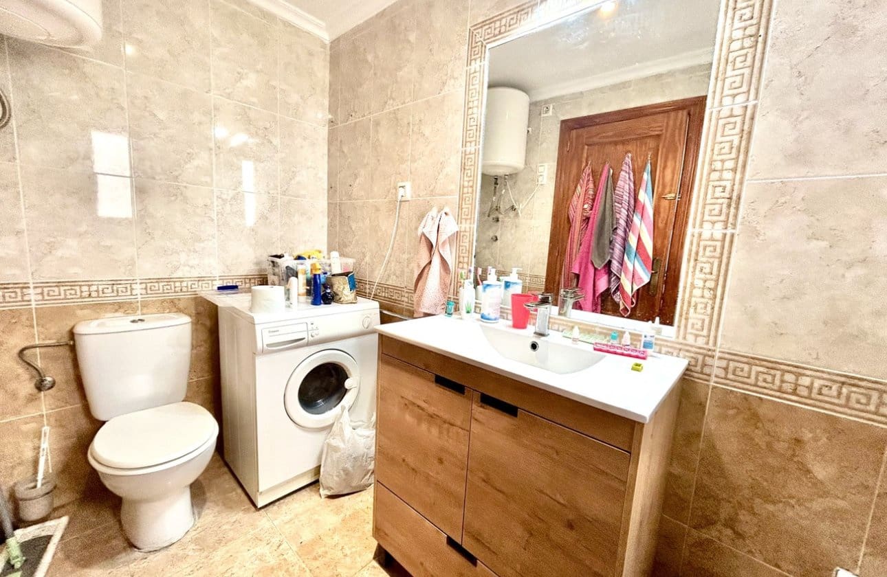 2 bedroom Apartment for sale in Cabo Roig with pool - € 174,995 (Ref: 9696648)