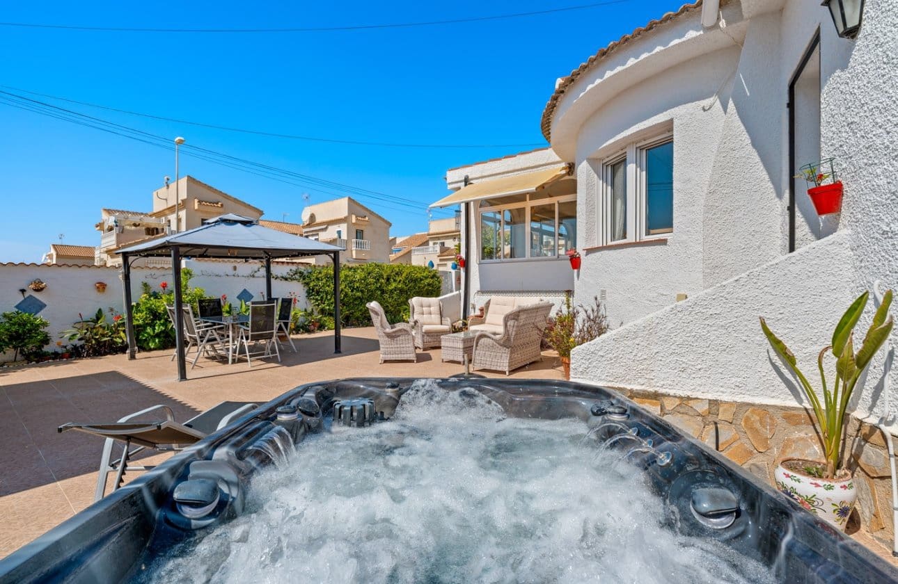 3 chambre Villa/Maison à vendre à Ciudad Quesada avec piscine - 495 000 € (Ref: 9722202)