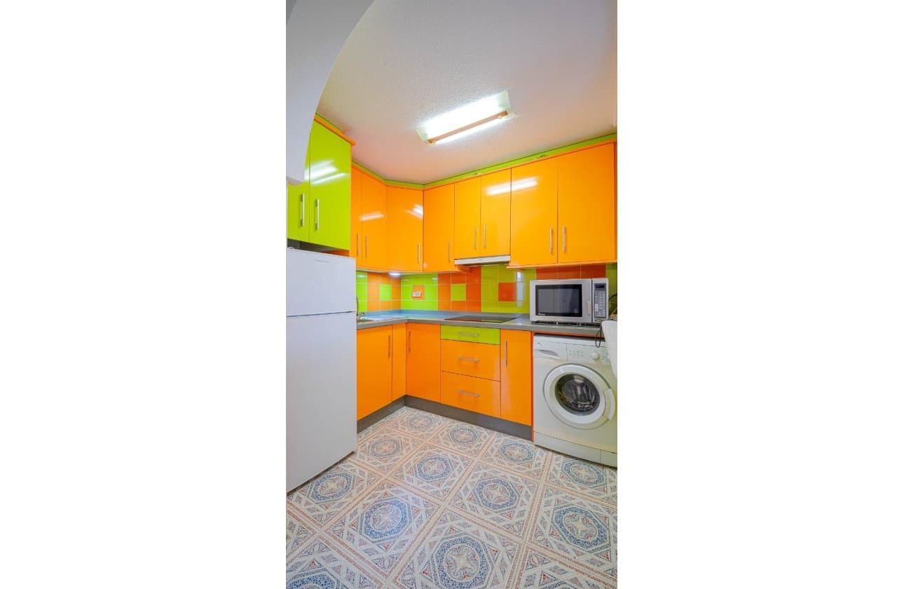 2 bedroom Beach Apartment for sale in Orihuela Costa with pool - € 165,000 (Ref: 9722204)