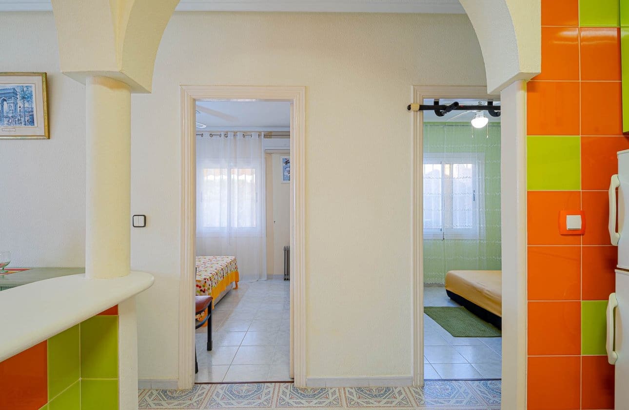 2 bedroom Beach Apartment for sale in Orihuela Costa with pool - € 165,000 (Ref: 9722204)