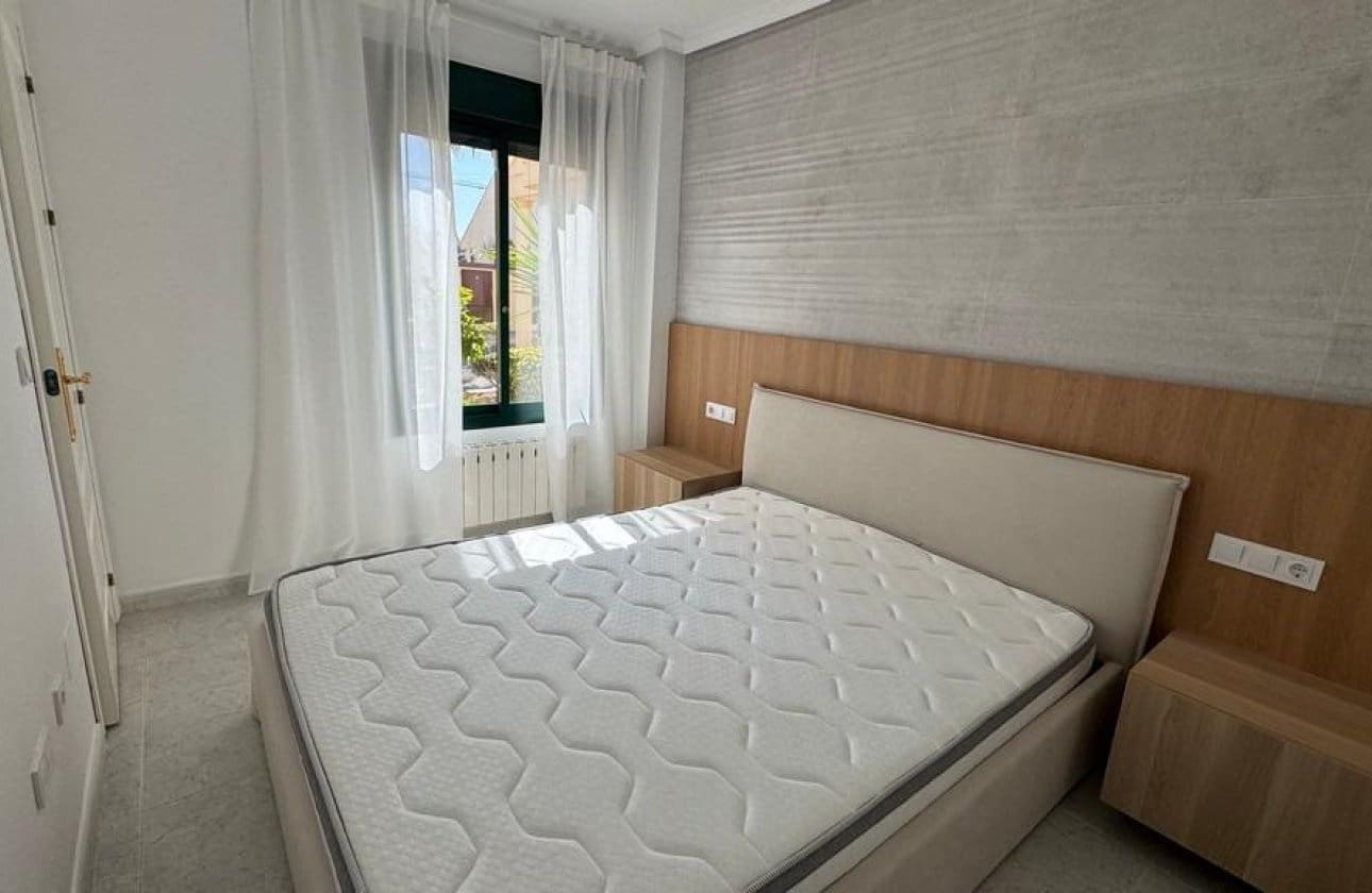 2 bedroom Apartment for sale in Filipinas with pool - € 249,000 (Ref: 9722205)