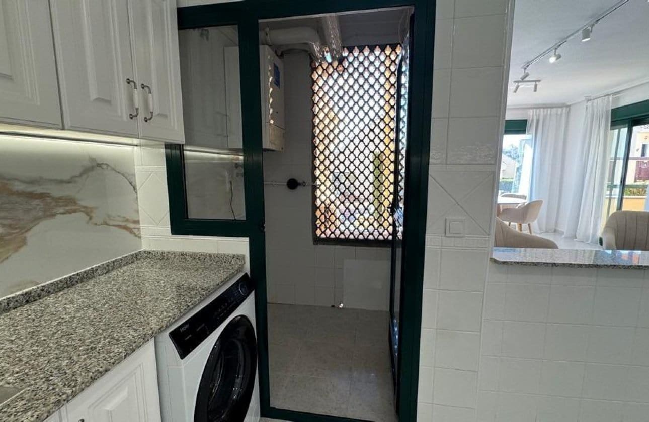 2 bedroom Apartment for sale in Filipinas with pool - € 249,000 (Ref: 9722205)