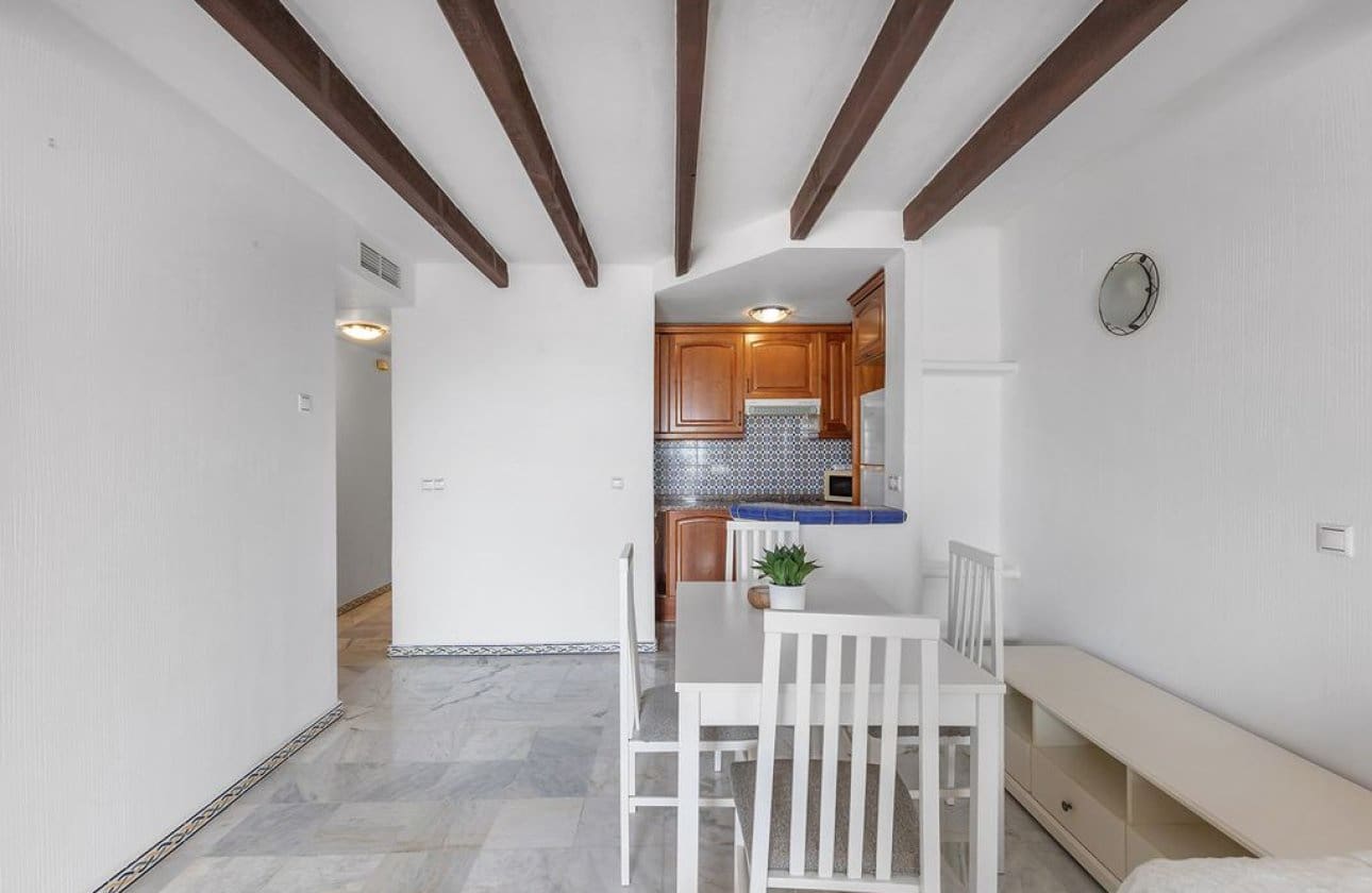 Apartamento Playa de 2 habitaciones en Torrevieja en venta con piscina - 249.000 € (Ref: 9739130)