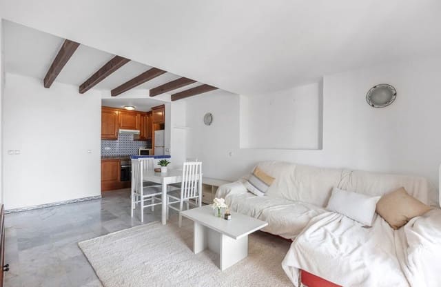 Apartamento Playa de 2 habitaciones en Playa de los Locos, Torrevieja en venta con piscina - 249.000 € (Ref: 9739130)