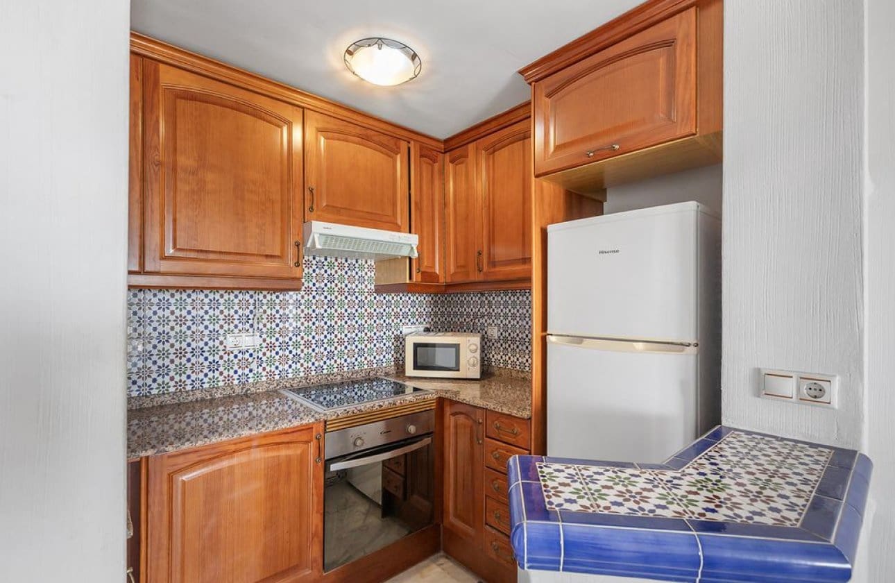 Apartamento Playa de 2 habitaciones en Torrevieja en venta con piscina - 249.000 € (Ref: 9739130)