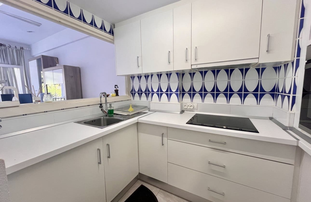 1 bedroom Beach Apartment for sale in La Zenia - € 150,000 (Ref: 9739131)