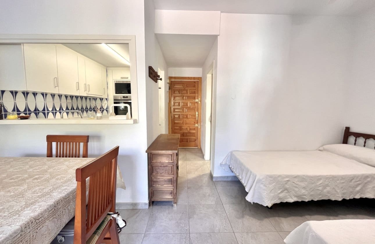 1 bedroom Beach Apartment for sale in La Zenia - € 150,000 (Ref: 9739131)