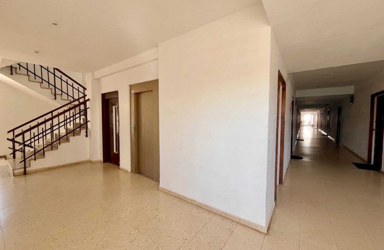 1 bedroom Beach Apartment for sale in La Zenia - € 150,000 (Ref: 9739131)