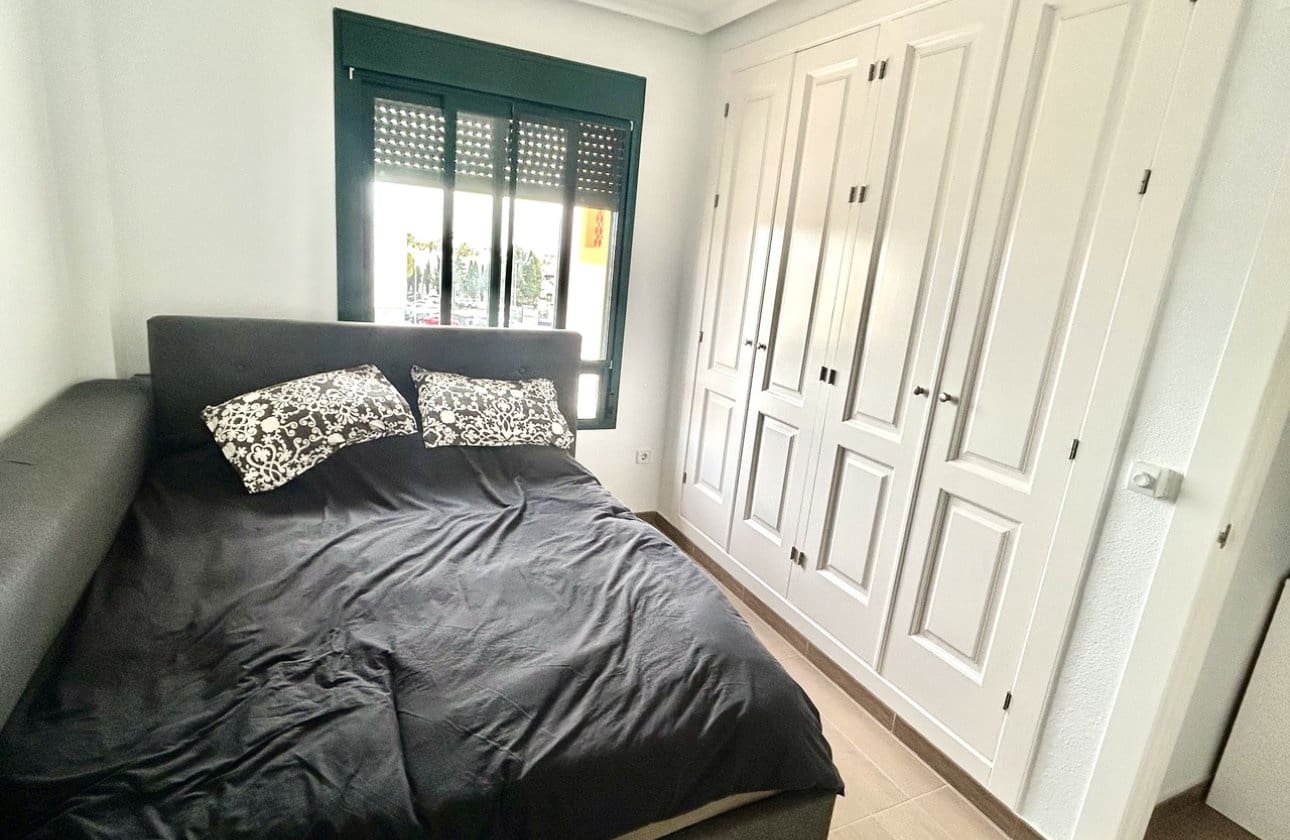 2 bedroom Penthouse for sale in Campoamor with pool - € 195,000 (Ref: 9739132)