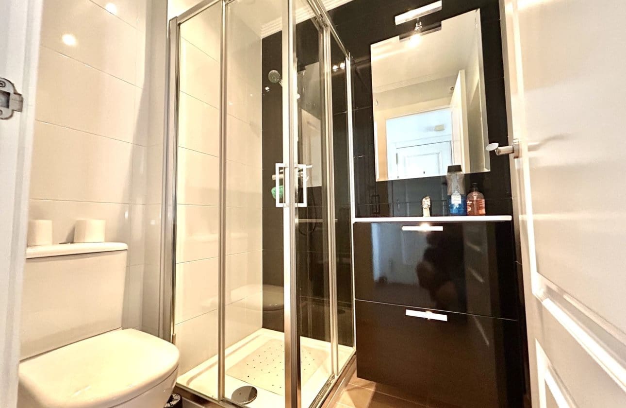 2 bedroom Penthouse for sale in Campoamor with pool - € 195,000 (Ref: 9739132)