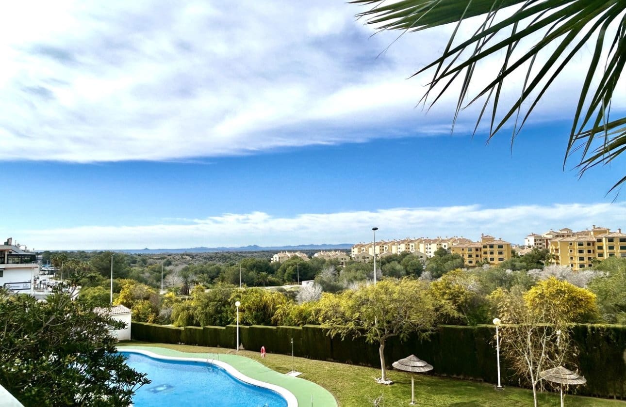 2 bedroom Penthouse for sale in Campoamor with pool - € 195,000 (Ref: 9739132)