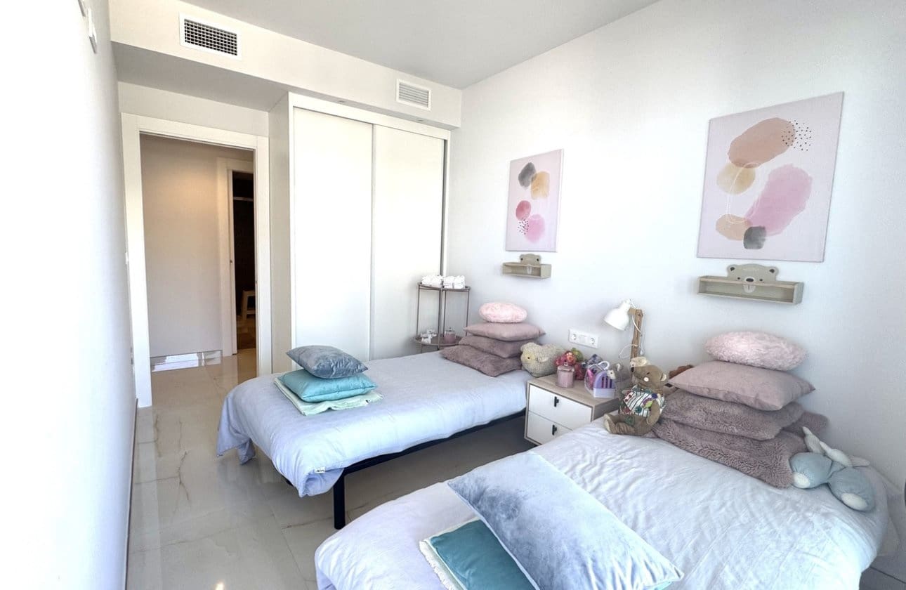 3 bedroom Beach Apartment for sale in Playa Flamenca with pool - € 450,000 (Ref: 9739133)