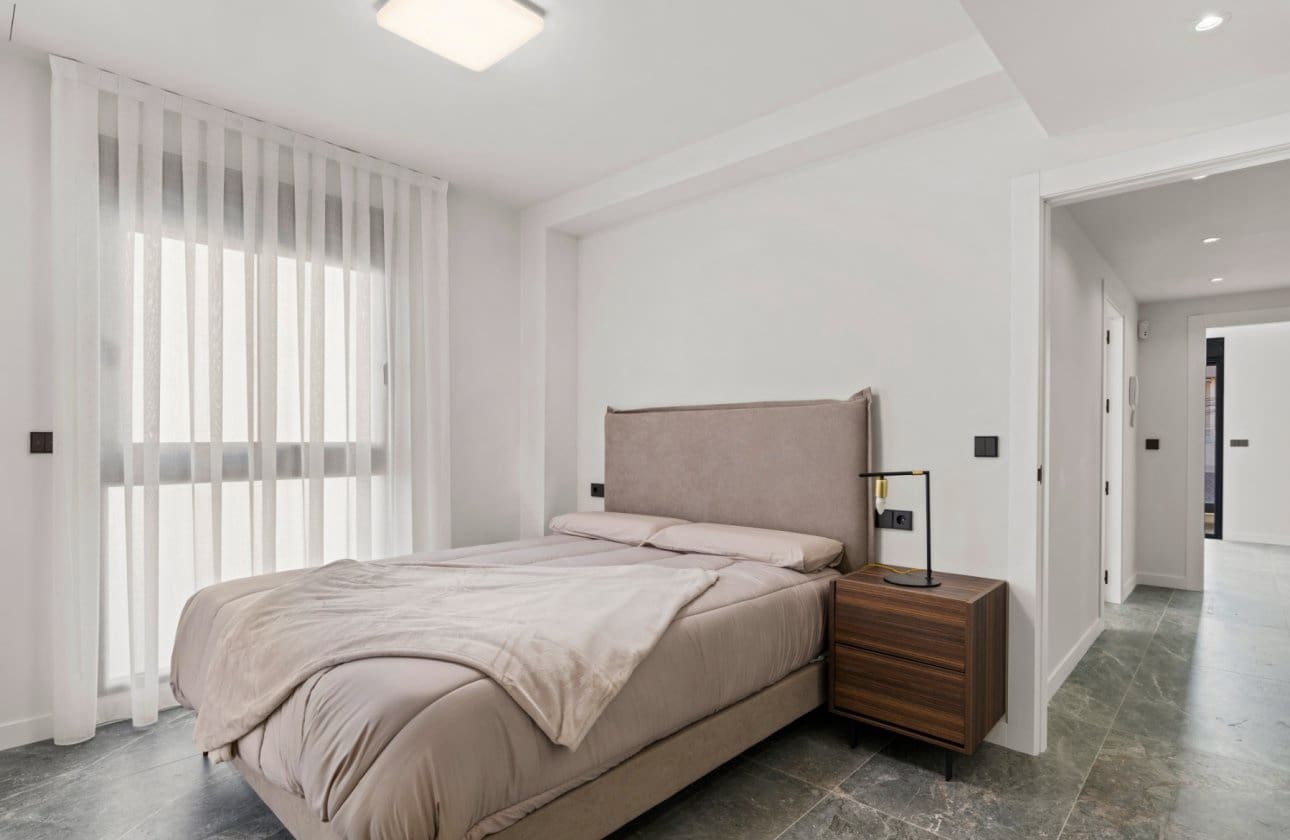 4 soverom Kjedet enebolig til salgs i Torre de la Horadada med svømmebasseng - € 698 000 (Ref: 9739134)