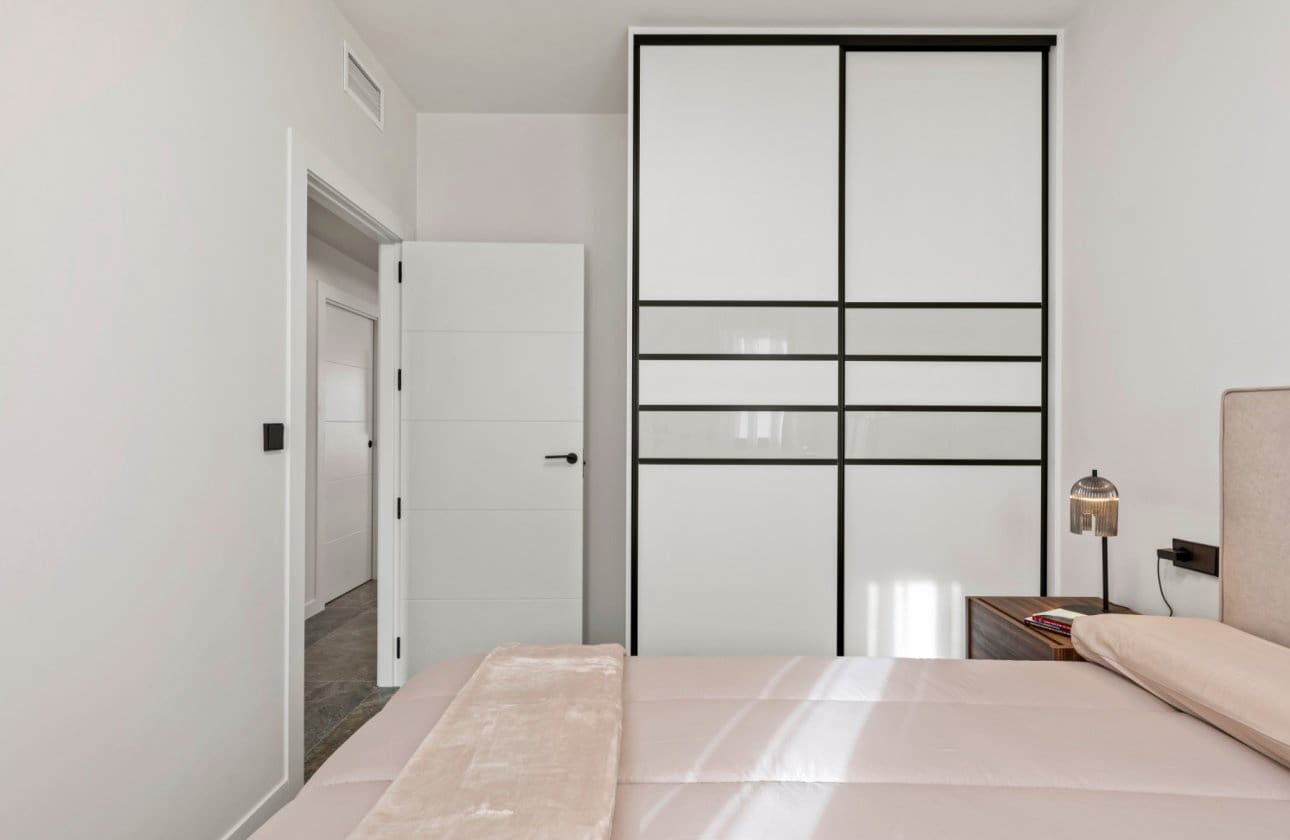 4 soverom Kjedet enebolig til salgs i Torre de la Horadada med svømmebasseng - € 698 000 (Ref: 9739134)