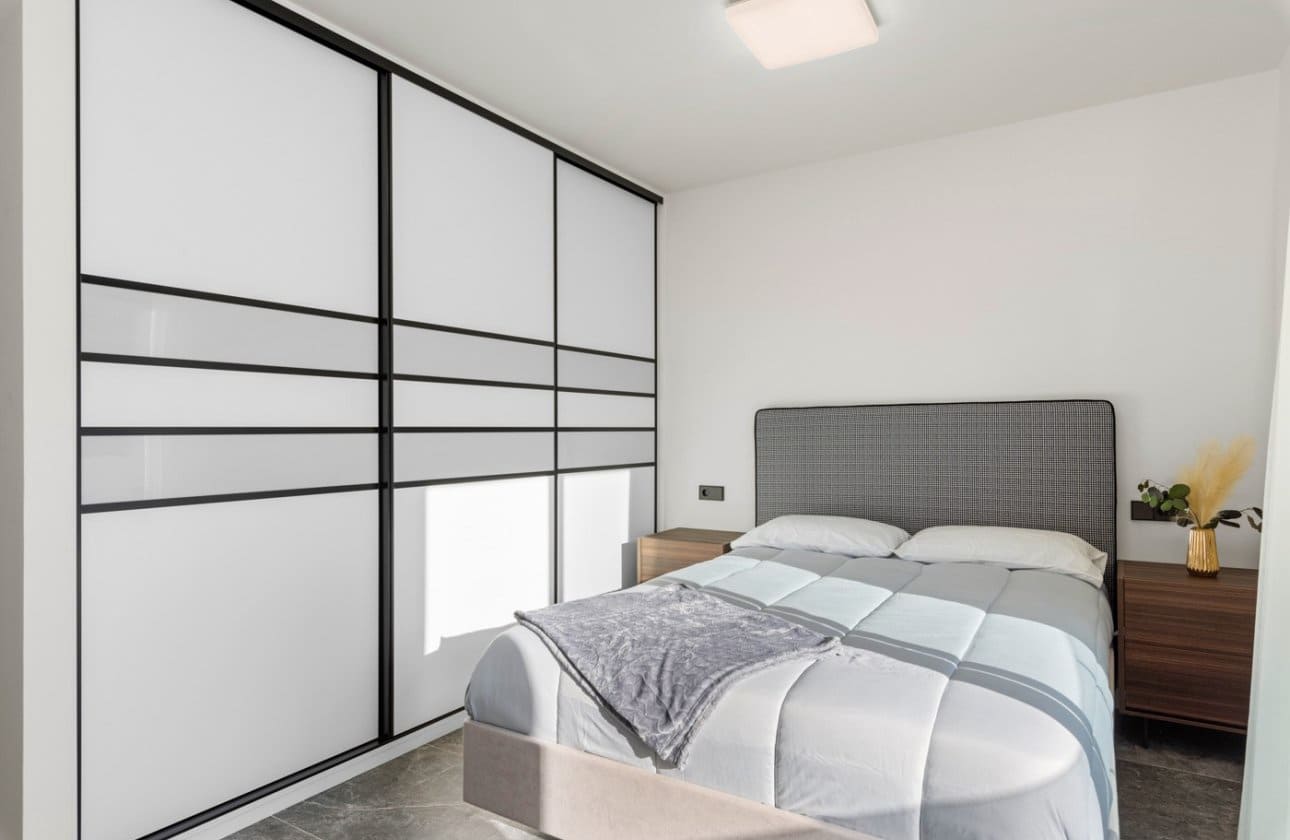 4 soverom Kjedet enebolig til salgs i Torre de la Horadada med svømmebasseng - € 698 000 (Ref: 9739134)