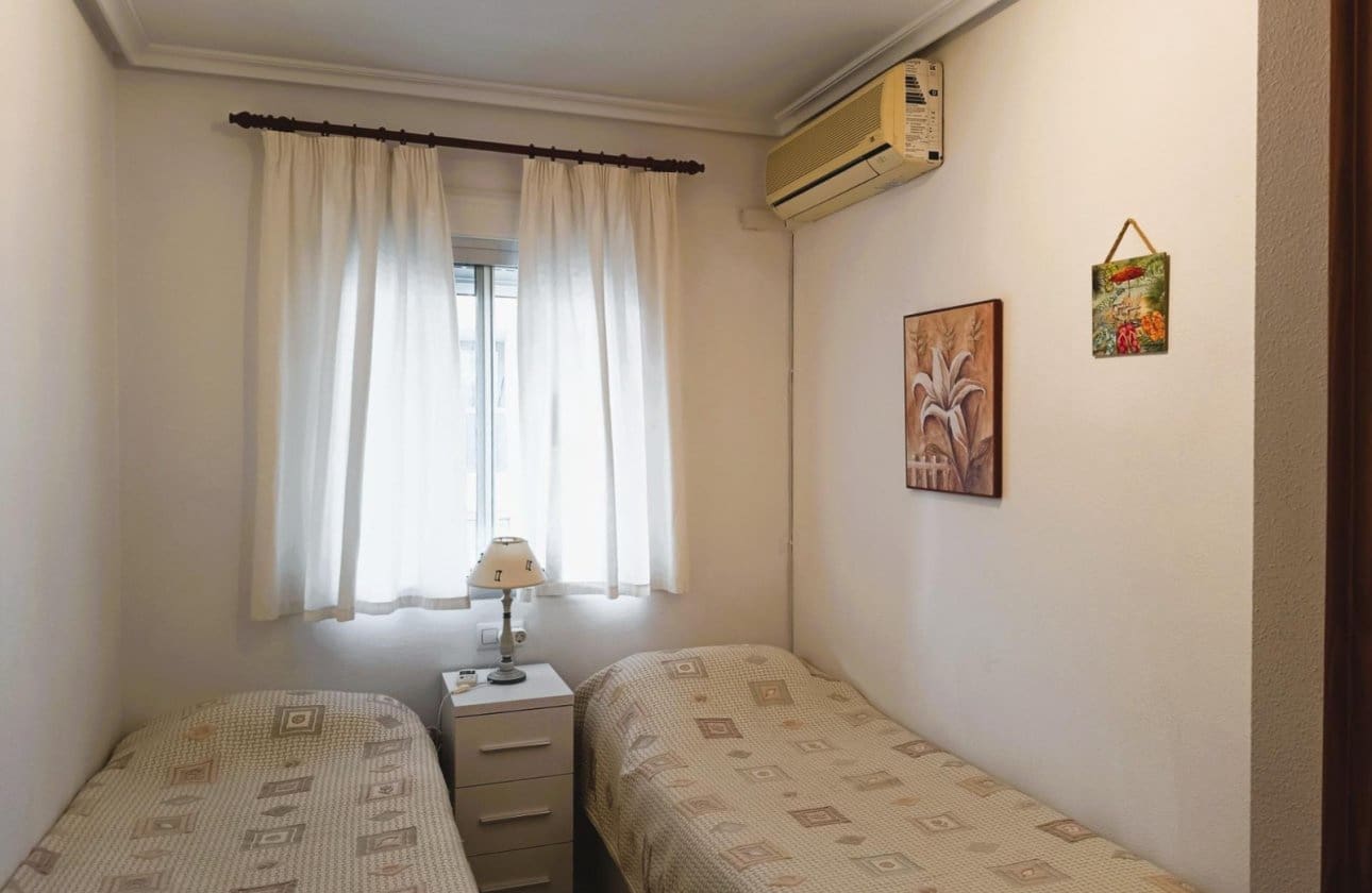 2 soveværelse Penthouse til salg i Cabo Roig med swimmingpool - € 219.000 (Ref: 9752318)