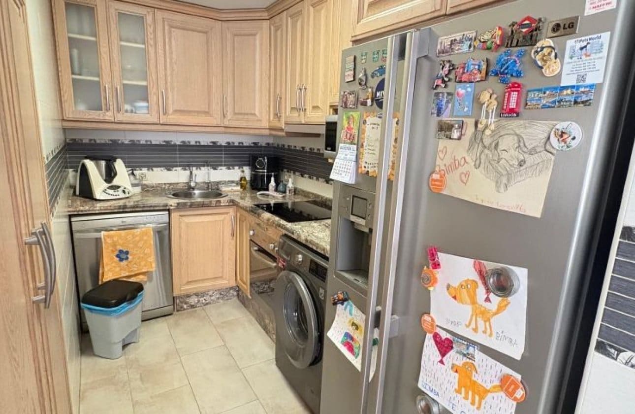 3 makuuhuone Omakotitalo myytävänä paikassa Torrevieja - 198 995 € (Ref: 9752319)