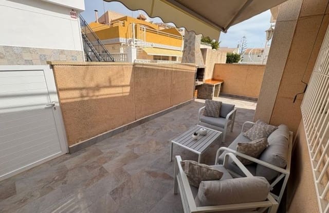 3 makuuhuone Omakotitalo myytävänä paikassa Los Balcones - Los Altos, Torrevieja - 198 995 € (Ref: 9752319)