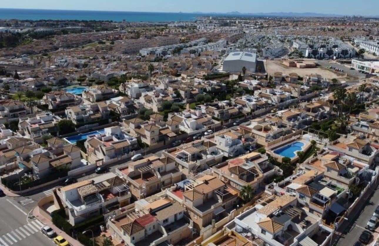 3 Zimmer Apartment zu verkaufen in Torrevieja - 198.995 € (Ref: 9752319)