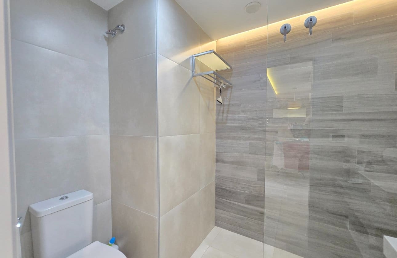 2 soveværelse Lejlighed til salg i Orihuela Costa med swimmingpool - € 259.900 (Ref: 9752324)