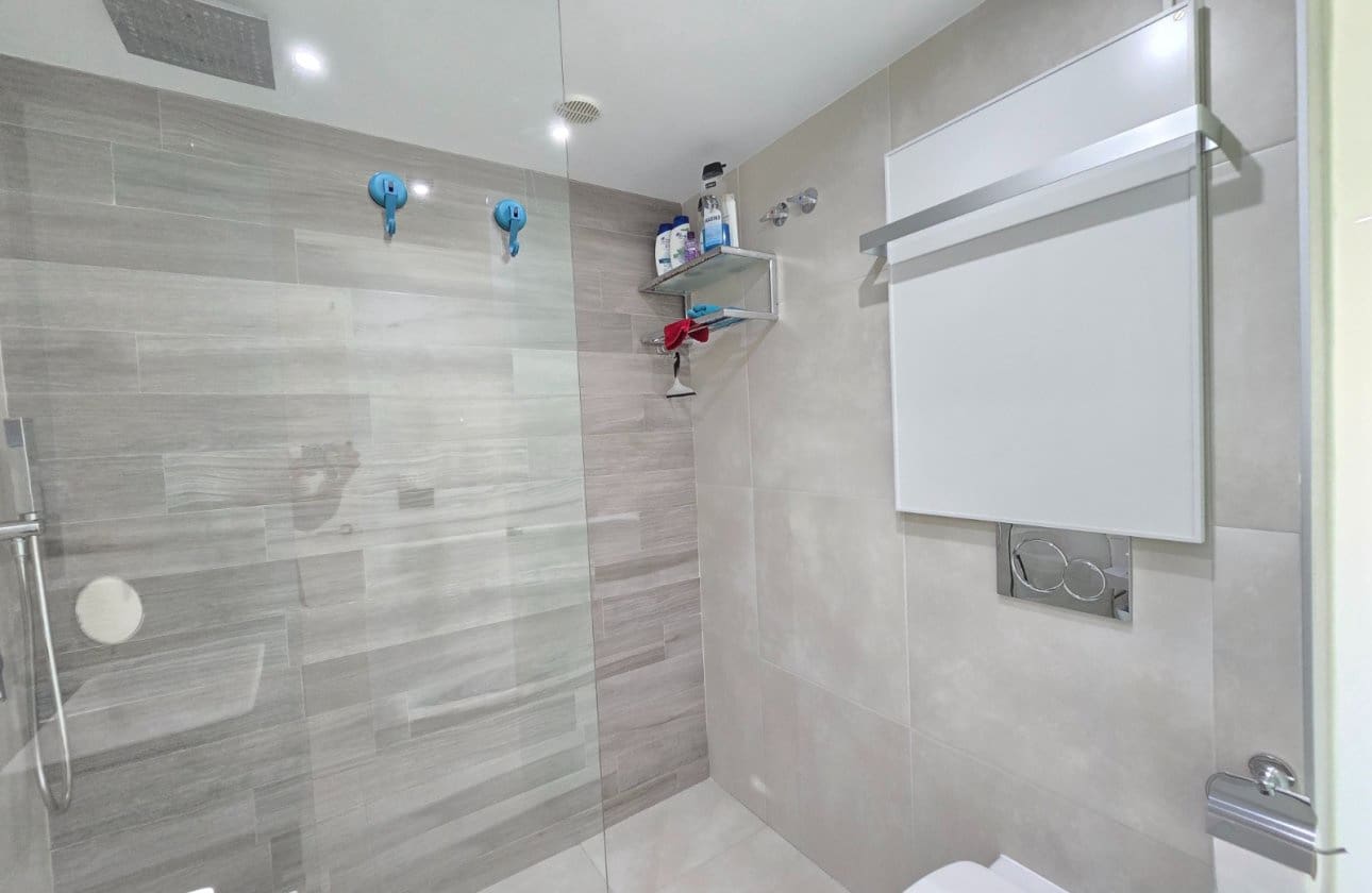 2 soveværelse Lejlighed til salg i Orihuela Costa med swimmingpool - € 259.900 (Ref: 9752324)