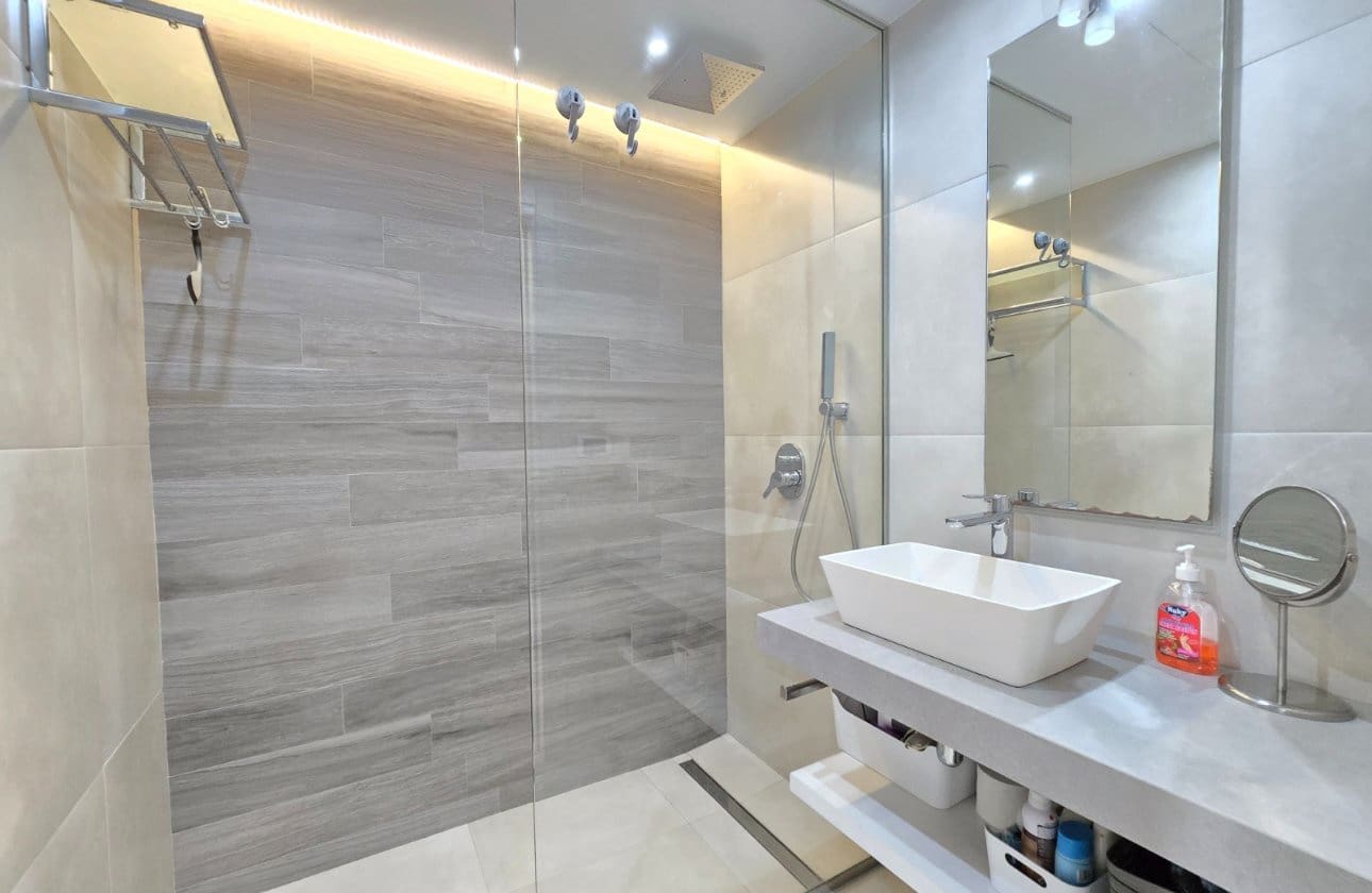 2 soveværelse Lejlighed til salg i Orihuela Costa med swimmingpool - € 259.900 (Ref: 9752324)