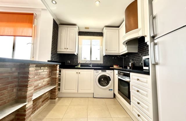 2 slaapkamer Appartement te koop in Villamartin, Orihuela met zwembad - € 190.000 (Ref: 9752325)