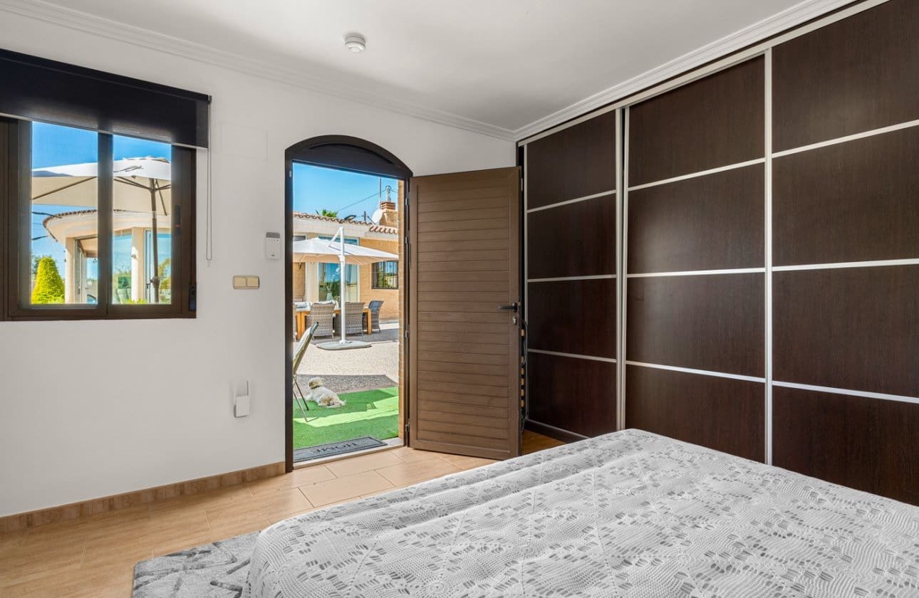 5 slaapkamer Villa te koop in Crevillente / Crevillent met zwembad - € 599.000 (Ref: 9756238)