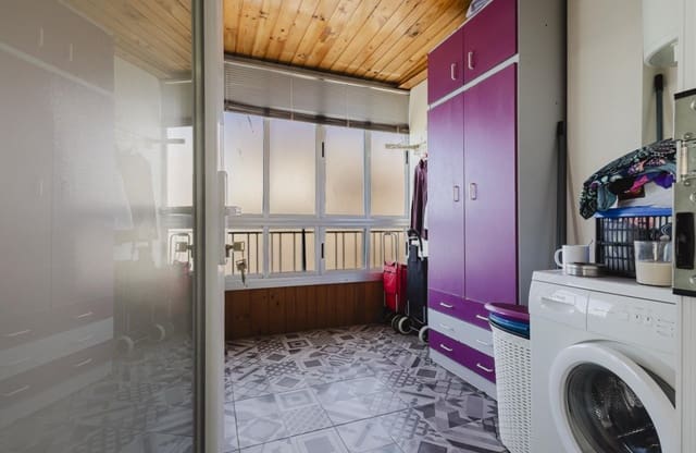 3 sypialnia Apartament przy plaży na sprzedaż w Playa del Acequión, Torrevieja z basenem - 389 500 € (Ref: 9756240)