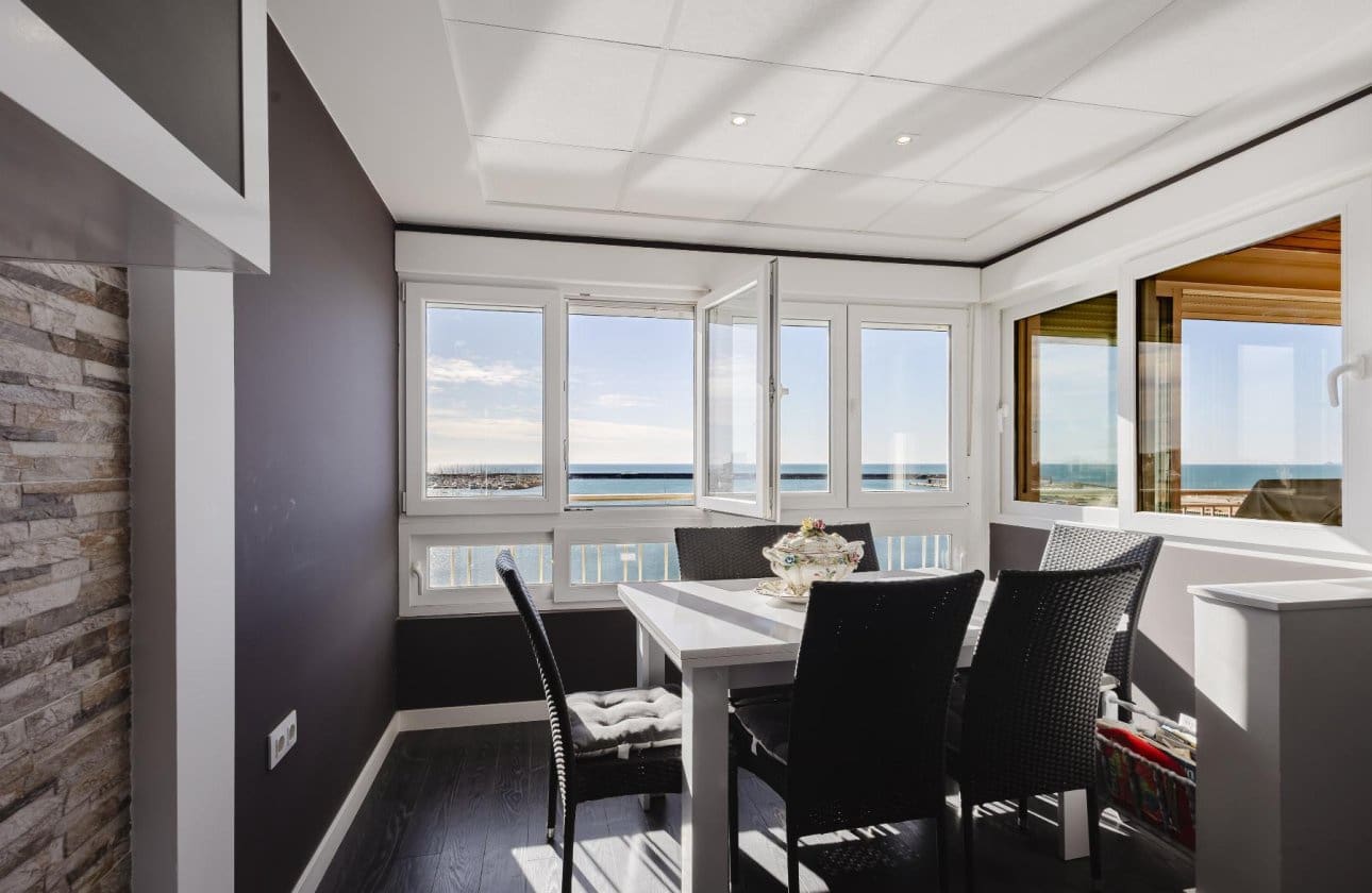 3 sovrum Strandlägenhet till salu i Torrevieja med pool - 389 500 € (Ref: 9756240)