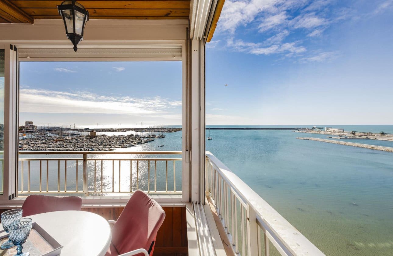 3 sovrum Strandlägenhet till salu i Torrevieja med pool - 389 500 € (Ref: 9756240)