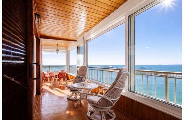 3 sypialnia Apartament przy plaży na sprzedaż w Playa del Acequión, Torrevieja z basenem - 389 500 € (Ref: 9756240)