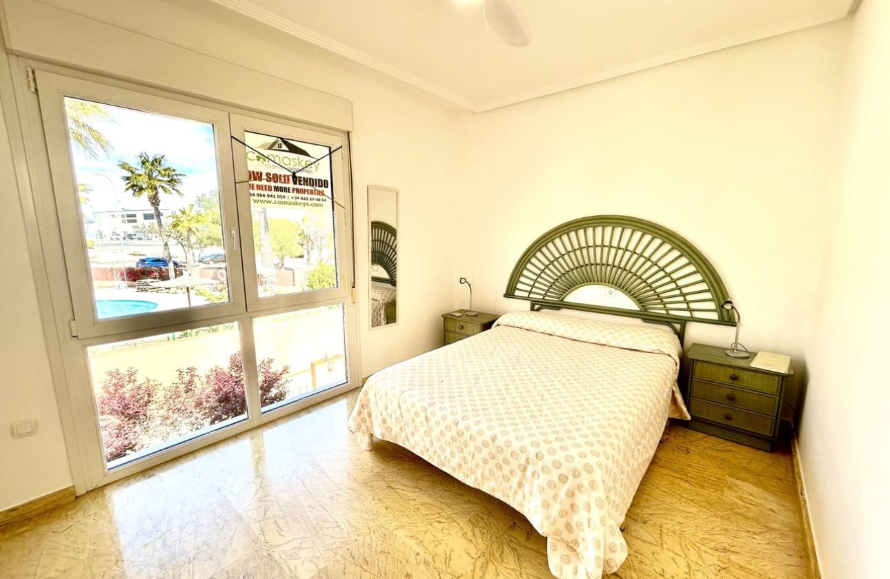 3 soverom Hus til salgs i Cabo Roig med svømmebasseng - € 449 995 (Ref: 9783273)