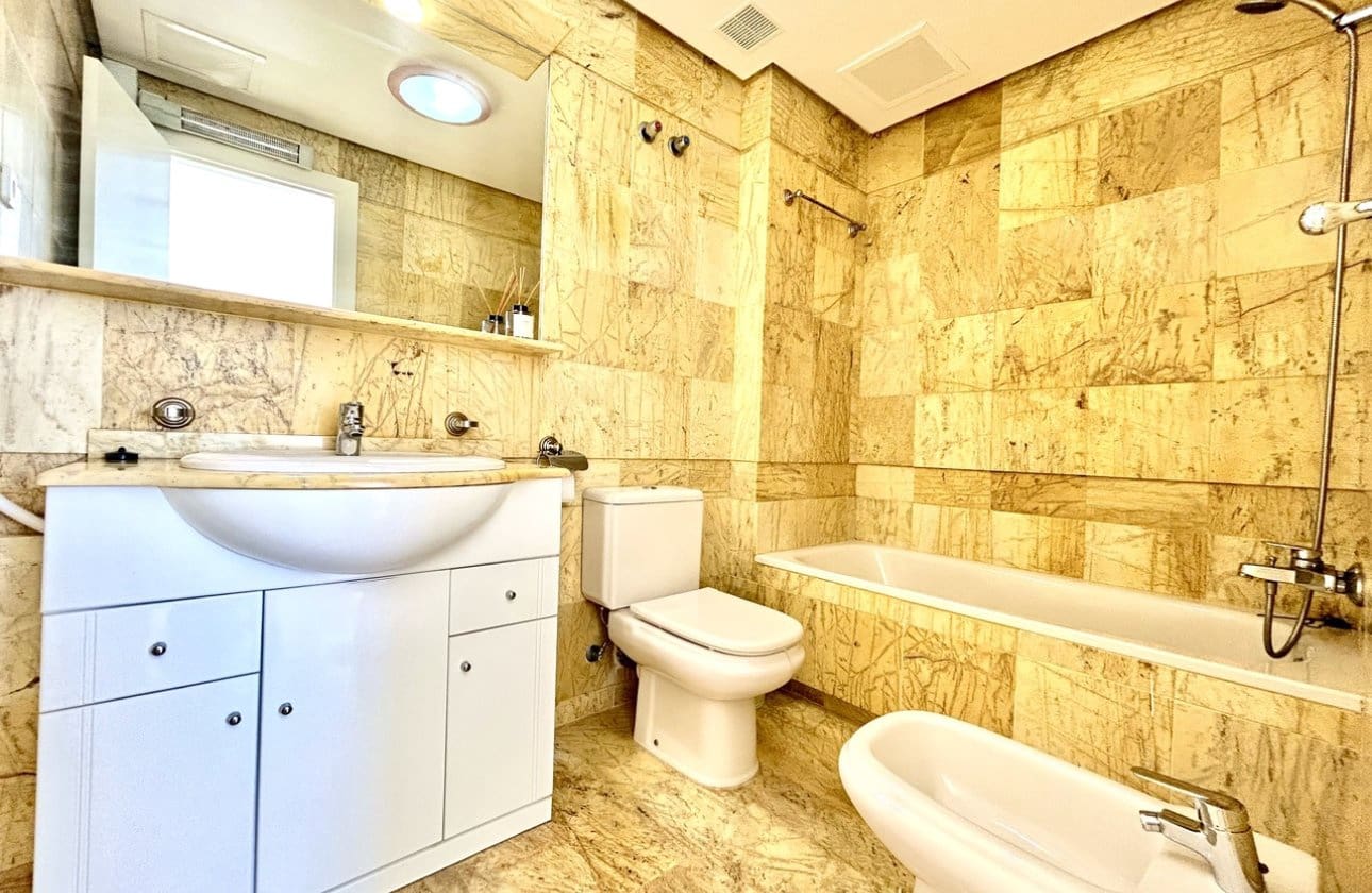 3 soverom Hus til salgs i Cabo Roig med svømmebasseng - € 449 995 (Ref: 9783273)