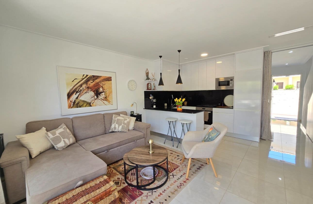 3 sypialnia Dom na sprzedaż w Ciudad Quesada z basenem - 359 900 € (Ref: 9783274)