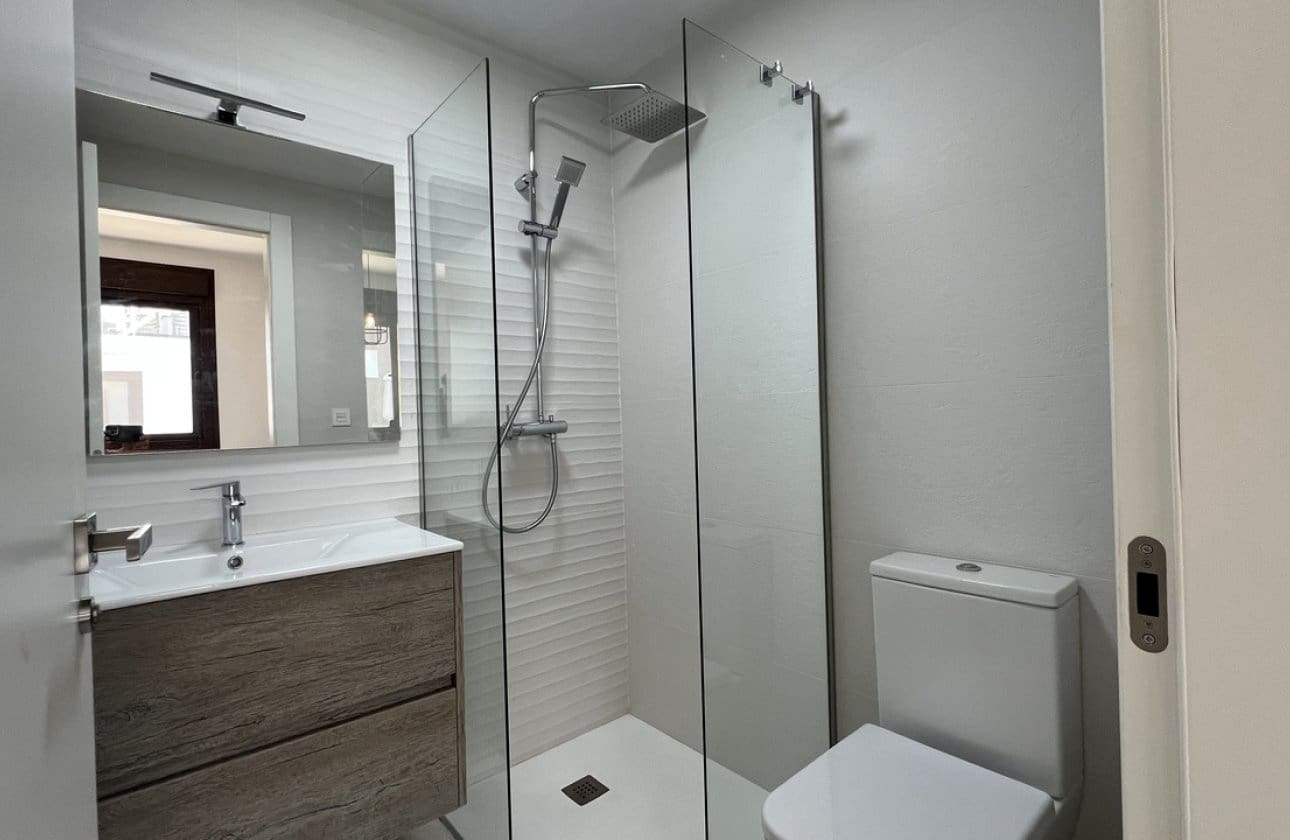 2 slaapkamer Strandappartement te koop in San Pedro del Pinatar met zwembad - € 234.000 (Ref: 9783275)