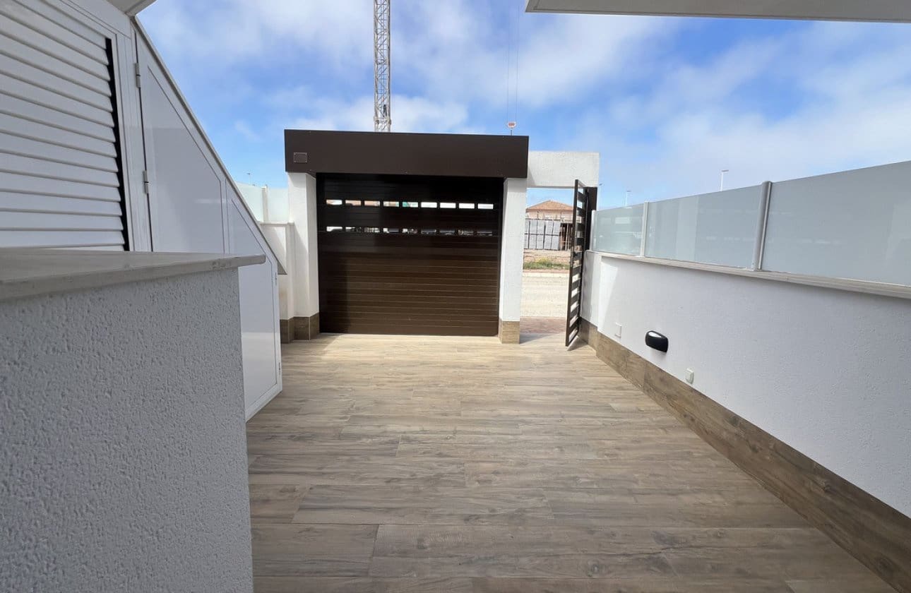 2 slaapkamer Strandappartement te koop in San Pedro del Pinatar met zwembad - € 234.000 (Ref: 9783275)