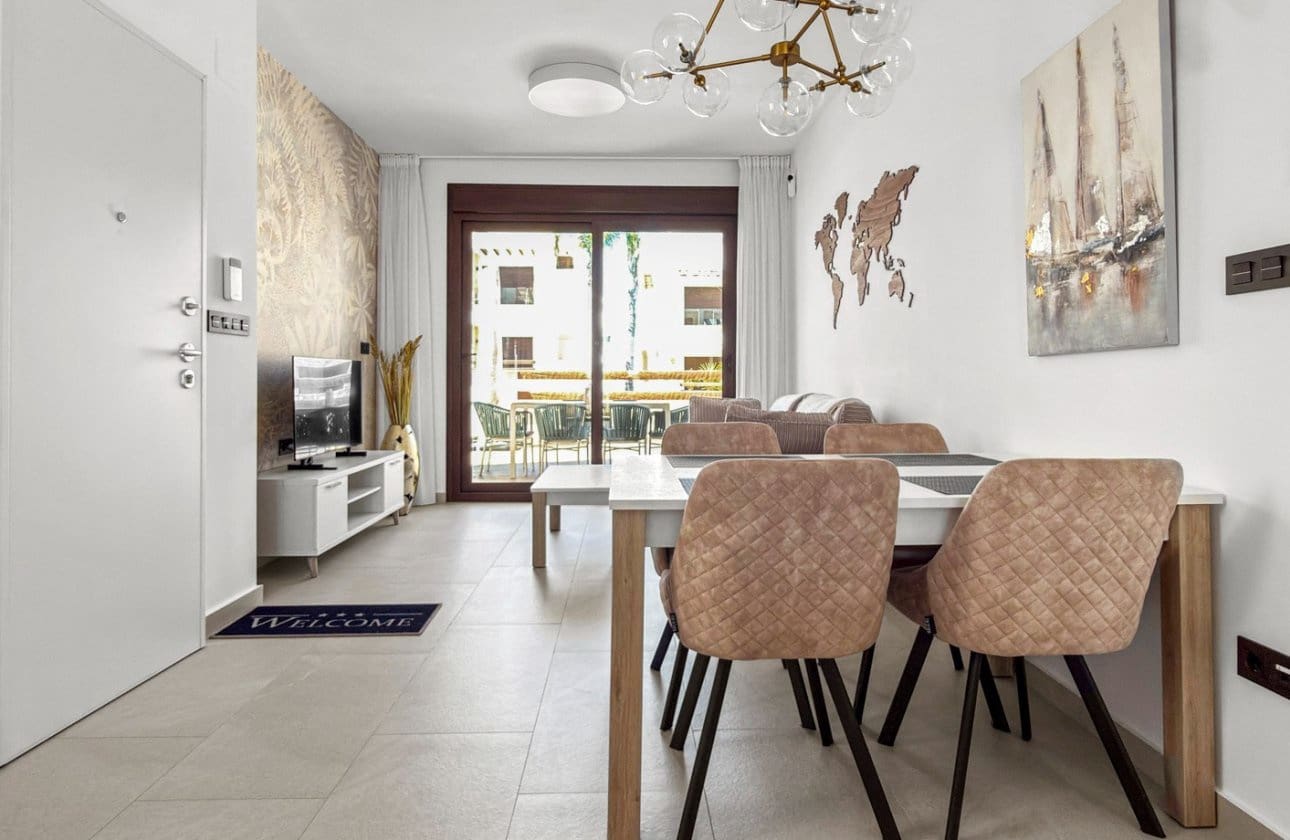 2 bedroom Apartment for sale in Los Balcones with pool - € 312,500 (Ref: 9783277)