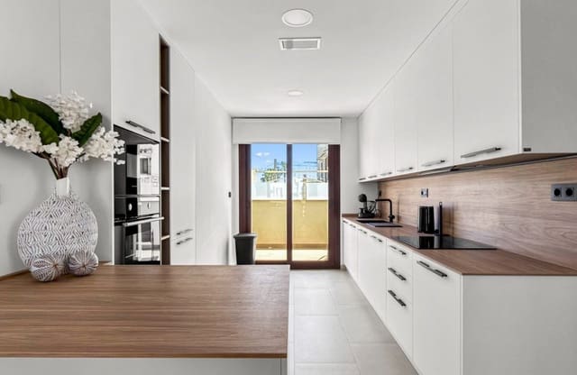 2 soveværelse Lejlighed til salg i Los Balcones med swimmingpool - € 312.500 (Ref: 9783277)