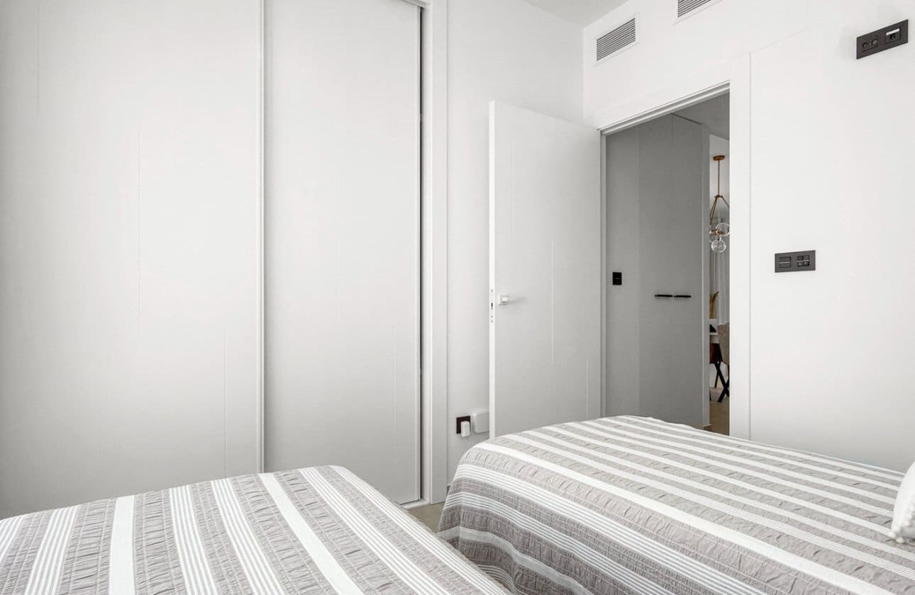 2 bedroom Apartment for sale in Los Balcones with pool - € 312,500 (Ref: 9783277)