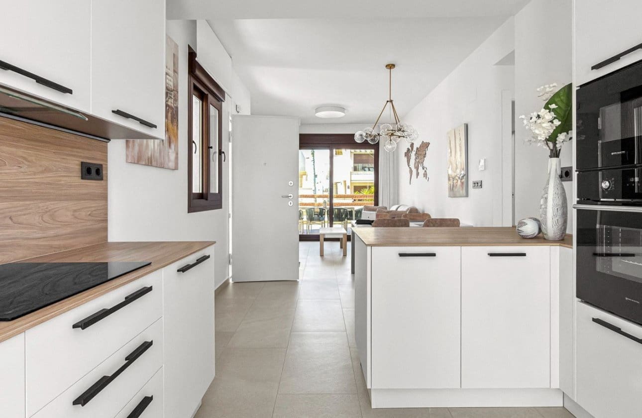 2 bedroom Apartment for sale in Los Balcones with pool - € 312,500 (Ref: 9783277)