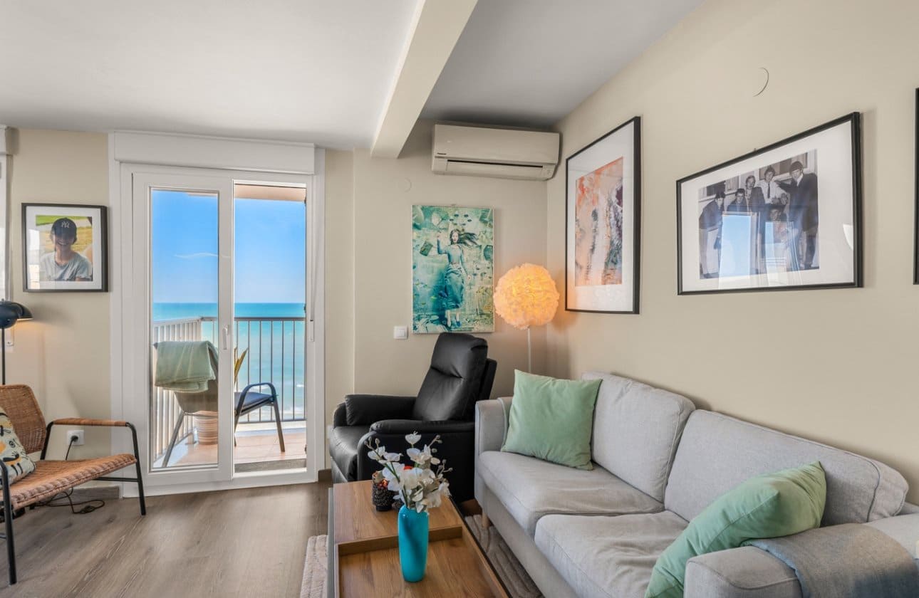 Apartamento Playa de 2 habitaciones en Guardamar del Segura en venta - 298.000 € (Ref: 9783278)