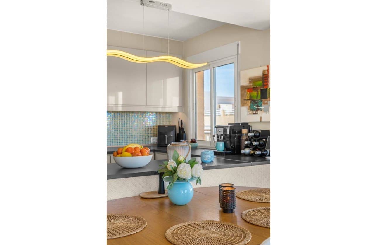 Apartamento Playa de 2 habitaciones en Guardamar del Segura en venta - 298.000 € (Ref: 9783278)